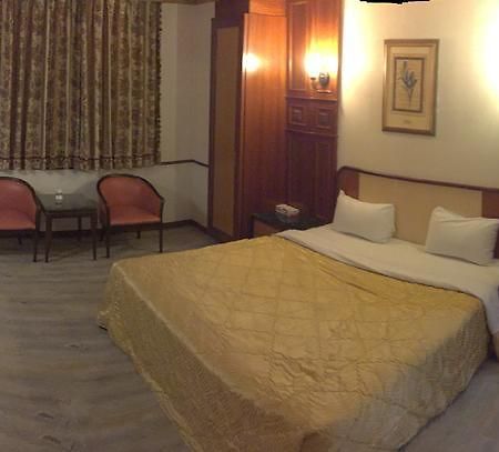 Changsing Business Motel Tajnan Kültér fotó