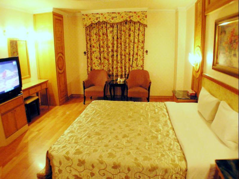 Changsing Business Motel Tajnan Kültér fotó