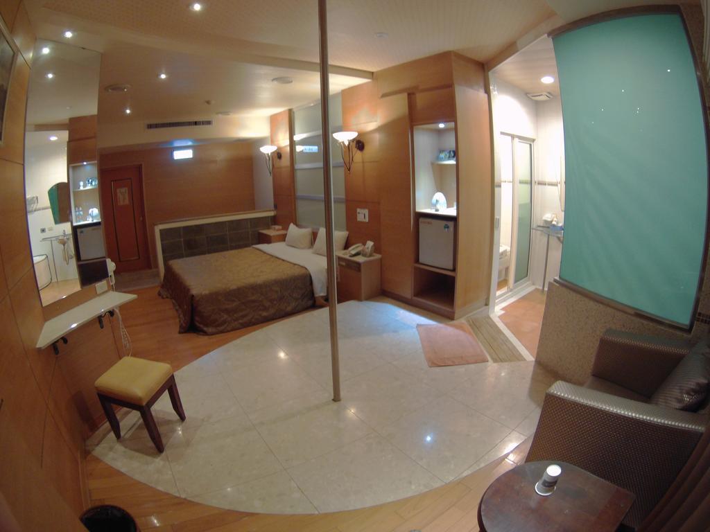 Changsing Business Motel Tajnan Kültér fotó