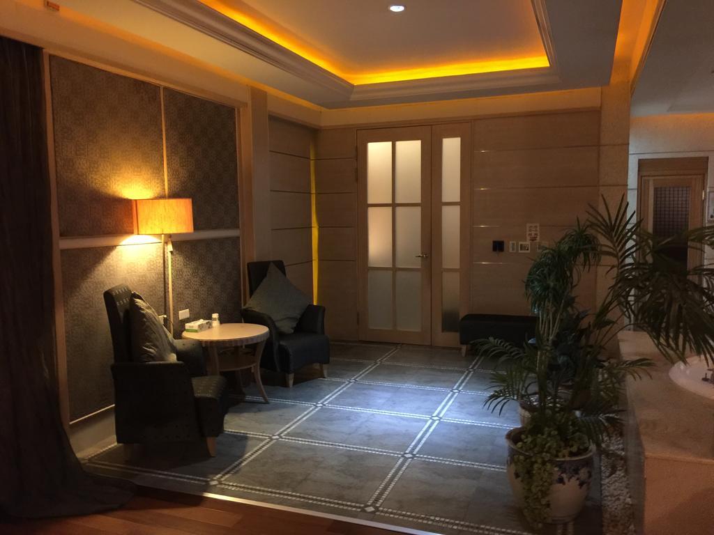 Changsing Business Motel Tajnan Kültér fotó